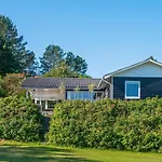4 Star Holiday Home In Ebeltoft Ebeltoft