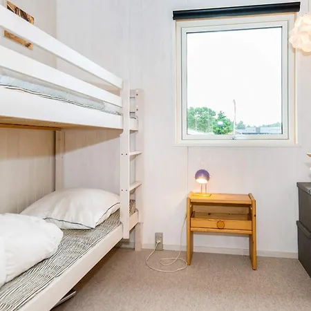 6 Person In Ebeltoft